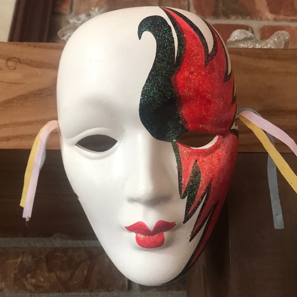 Rare Vintage Hand Painted Porcelain Mask‼️Final Price Drop - Picture 1 of 16